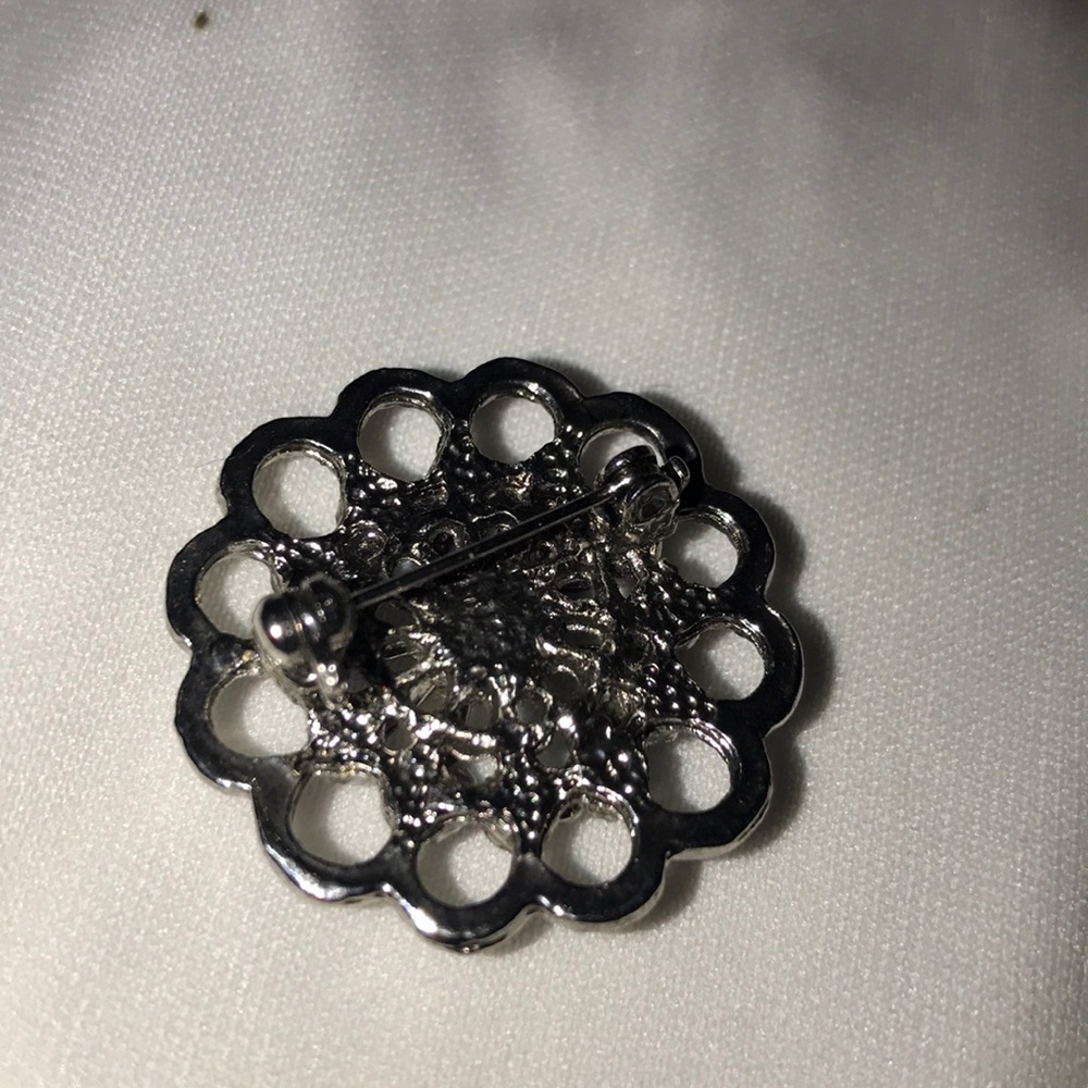 Pin - Picture 2 of 2
